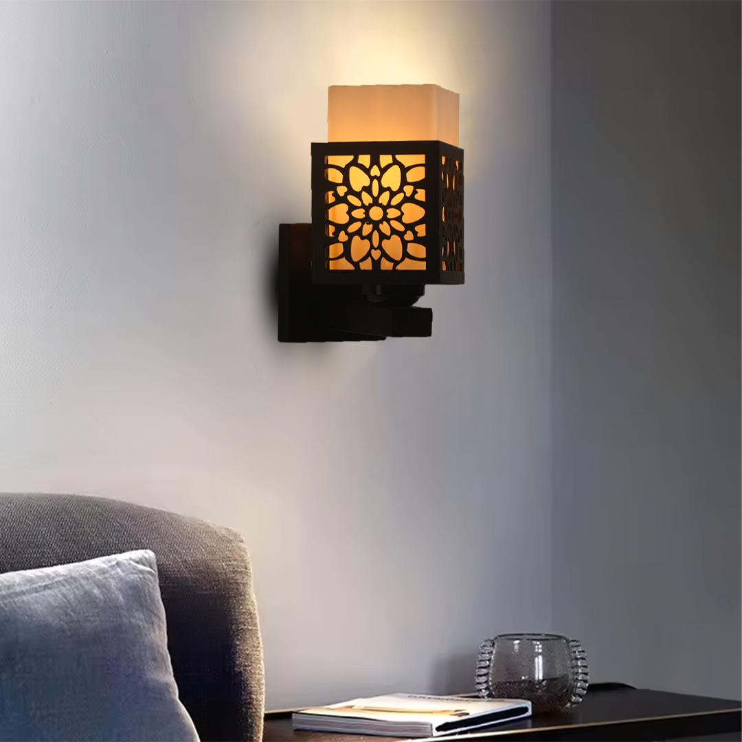 Upside Metal Wall Lamp with Bulb